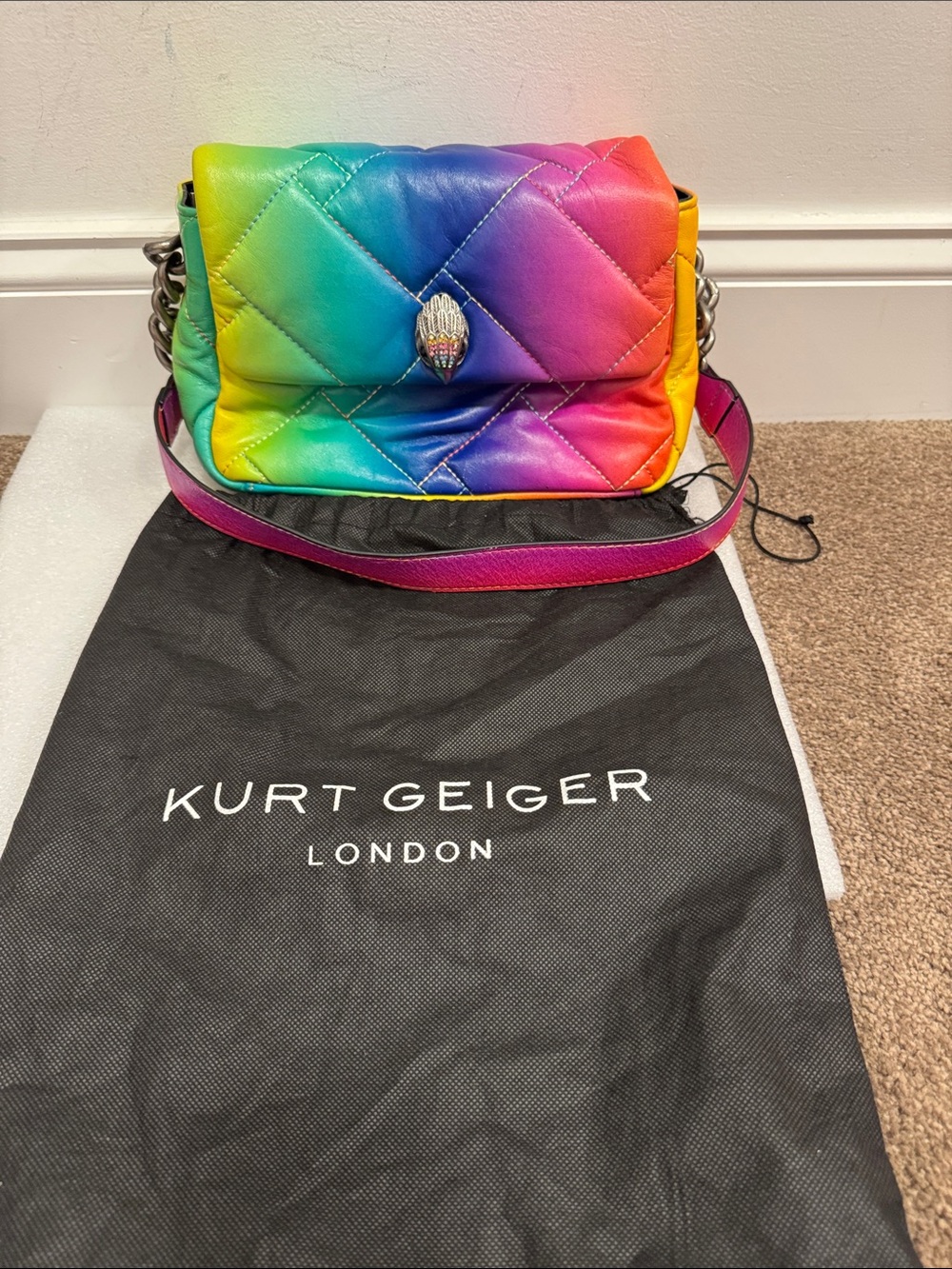 Kurt Geiger London Kensington shoulder bag quilted rainbow design & dustbag - Picture 2 of 7
